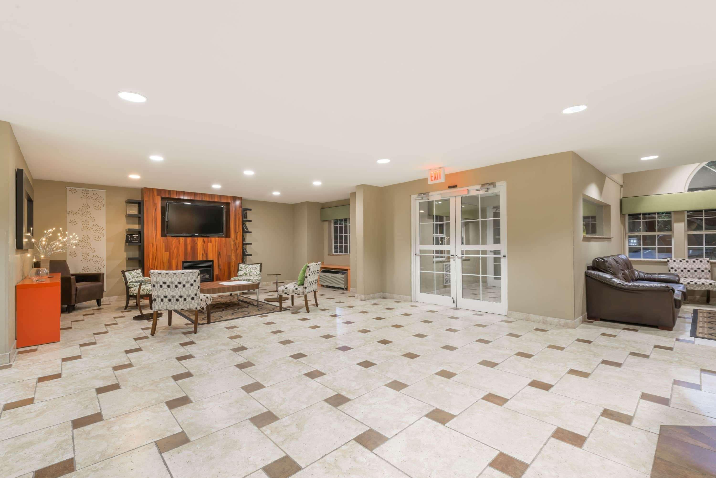 Microtel Inn & Suites By Wyndham West Chester Exterior photo