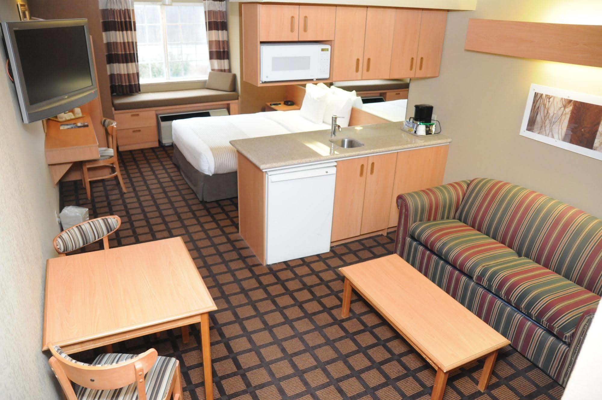 Microtel Inn & Suites By Wyndham West Chester Exterior photo